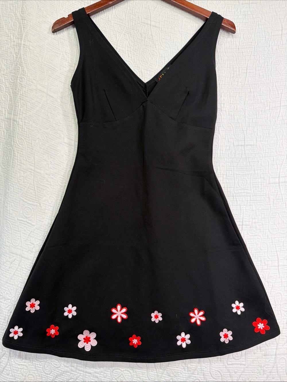 Delias by Dolls Kill So Yesterday Black Red VNeck Floral Dress XS New with Flaw